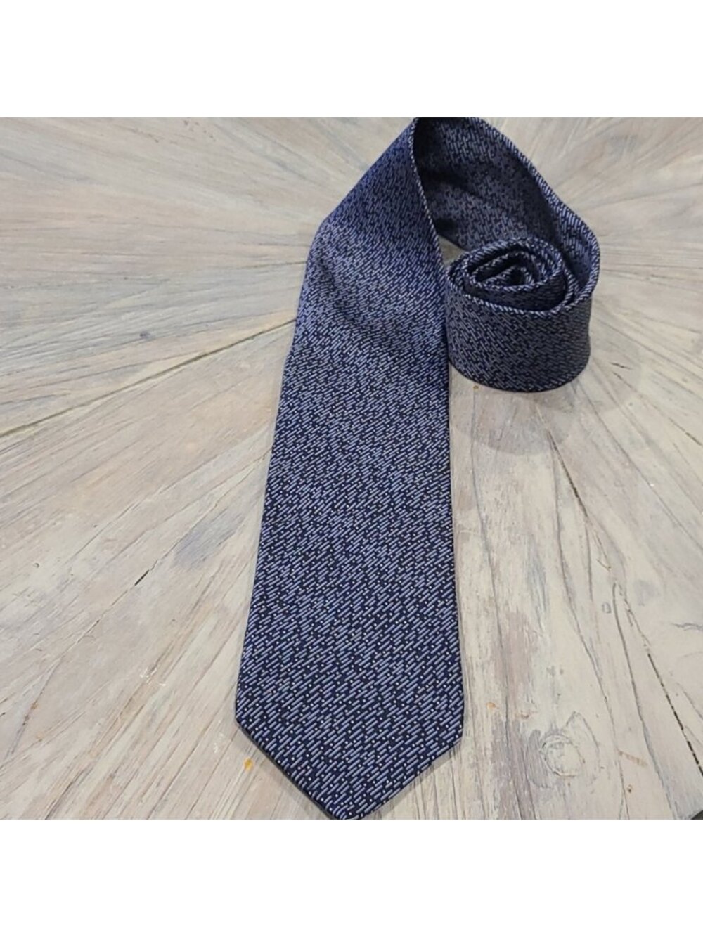 Lanvin 100% silk tie blue